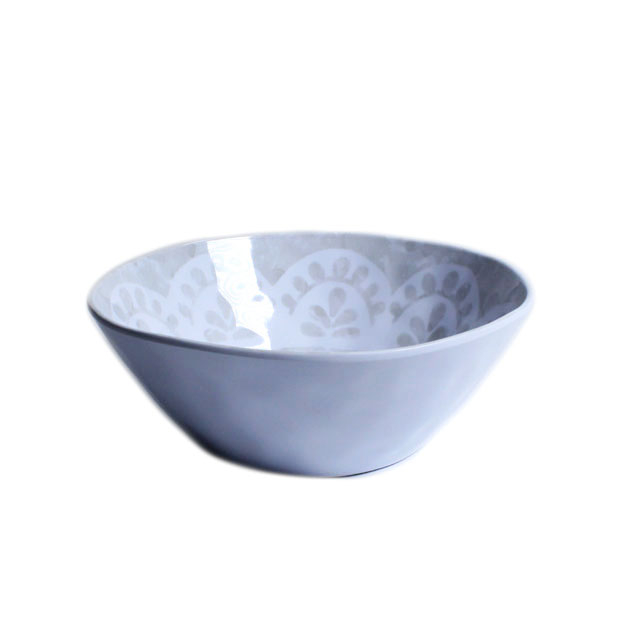 7" white wavy bowl